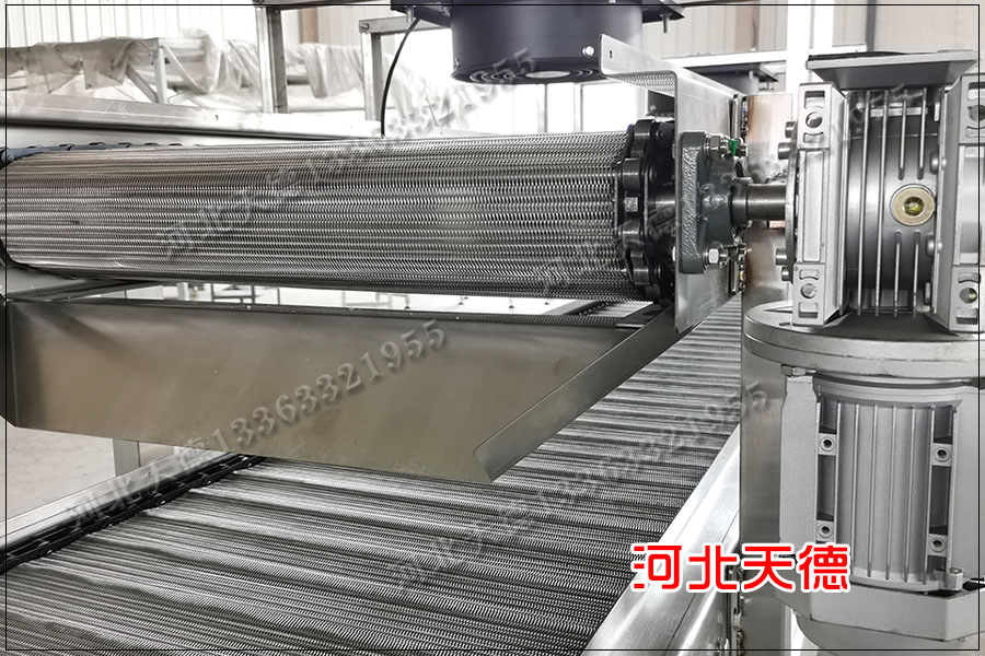 網(wǎng)帶輸送機(jī)